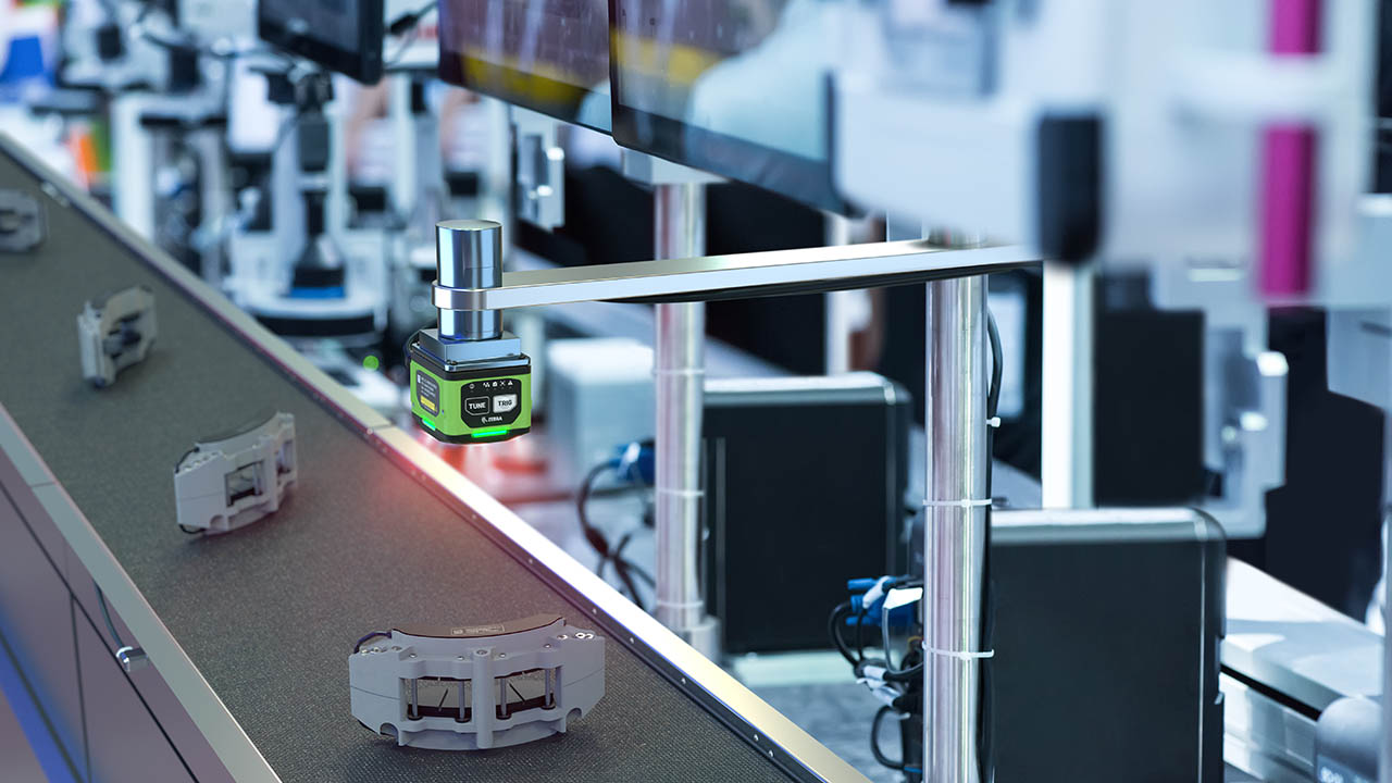 Robotic,Machine,Vision,System,In,Phone,Factory